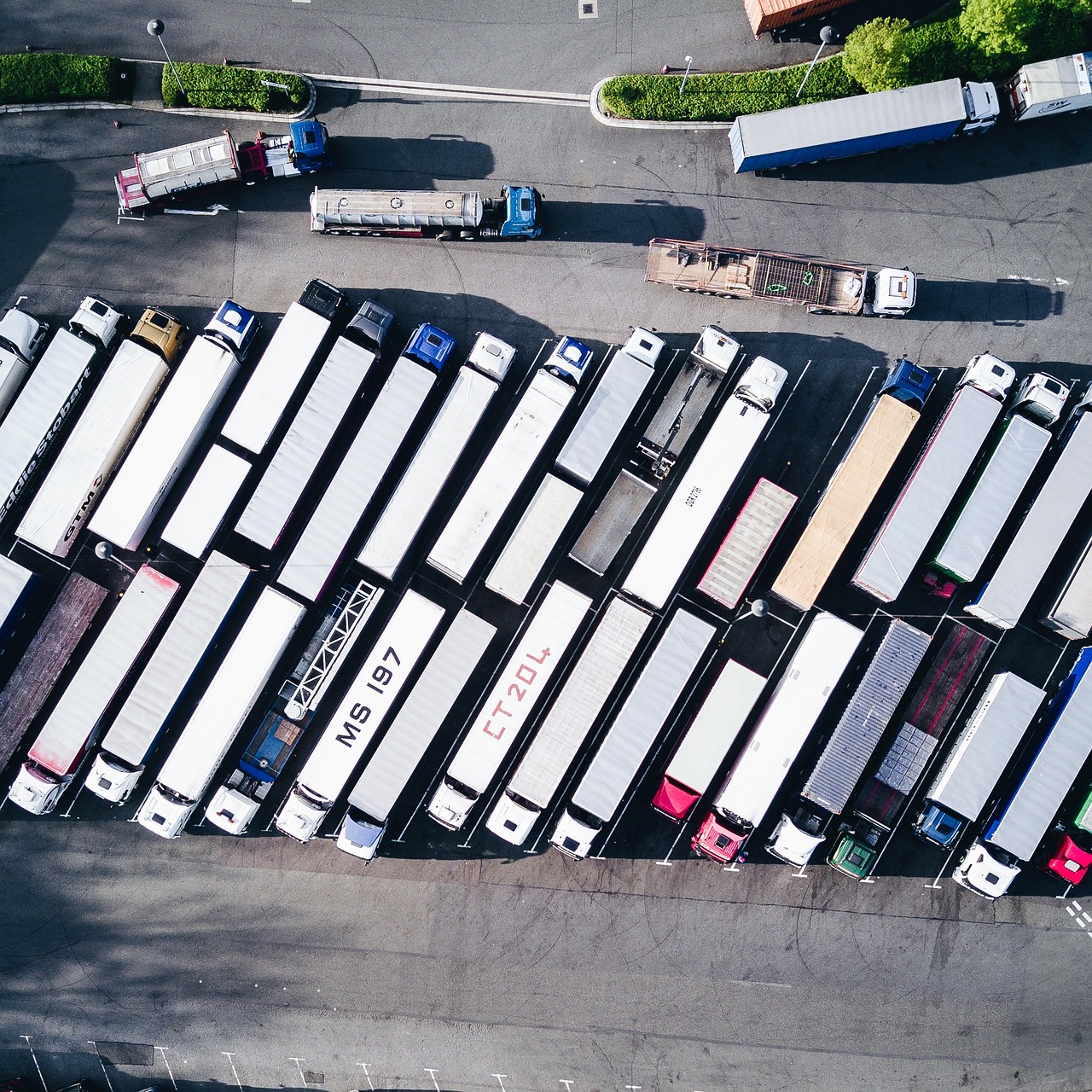 Römorklu Araçlarda Sürüş Konforu ve Yol Tutuşu İyileştirme Yolları