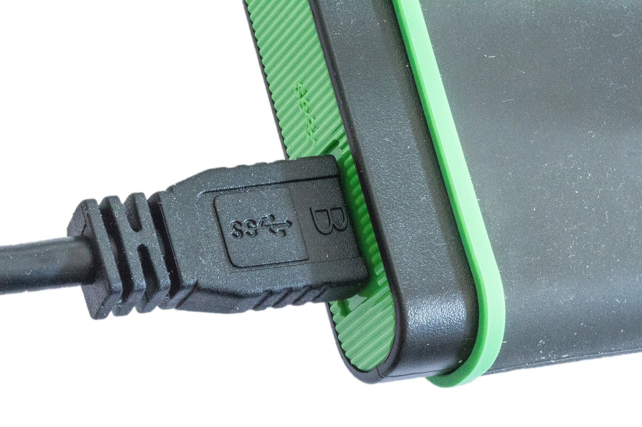 Araç USB Şarj Adaptörleri 