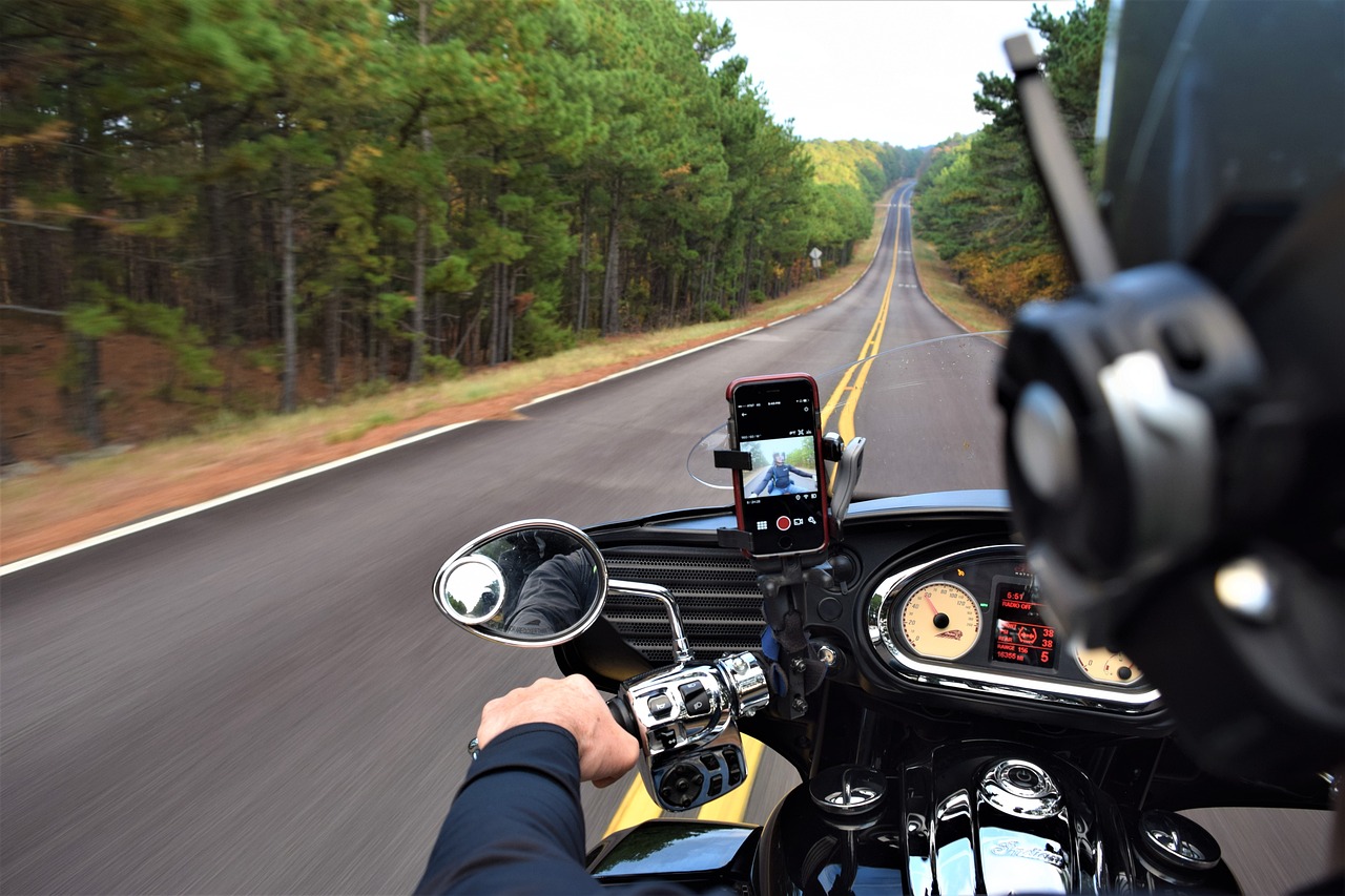 Touring Motosikletlerle Uzun Mesafede Konforlu Oturuş Pozisyonları 