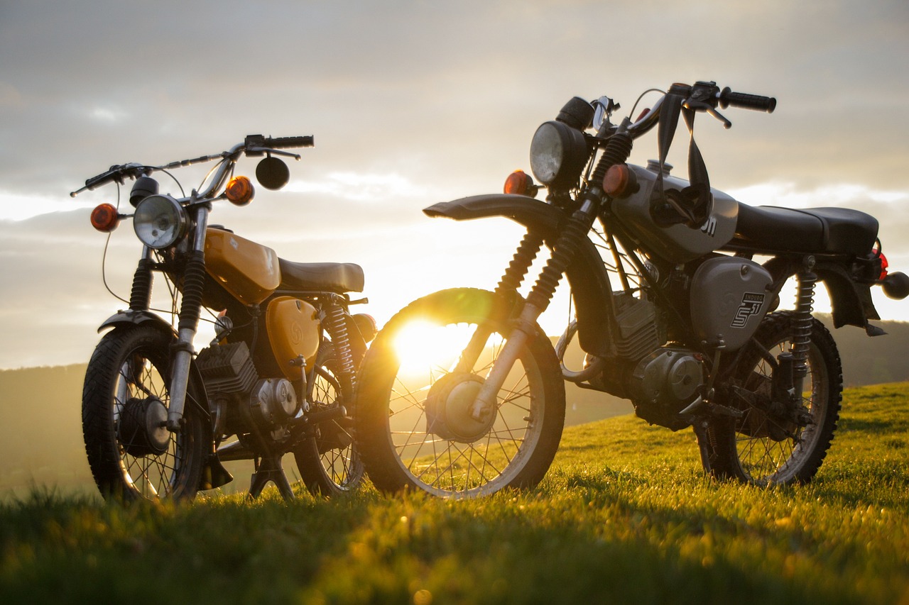 Macera Motosikletlerde Güvenlik Ekipmanları ve Koruyucu Giysiler