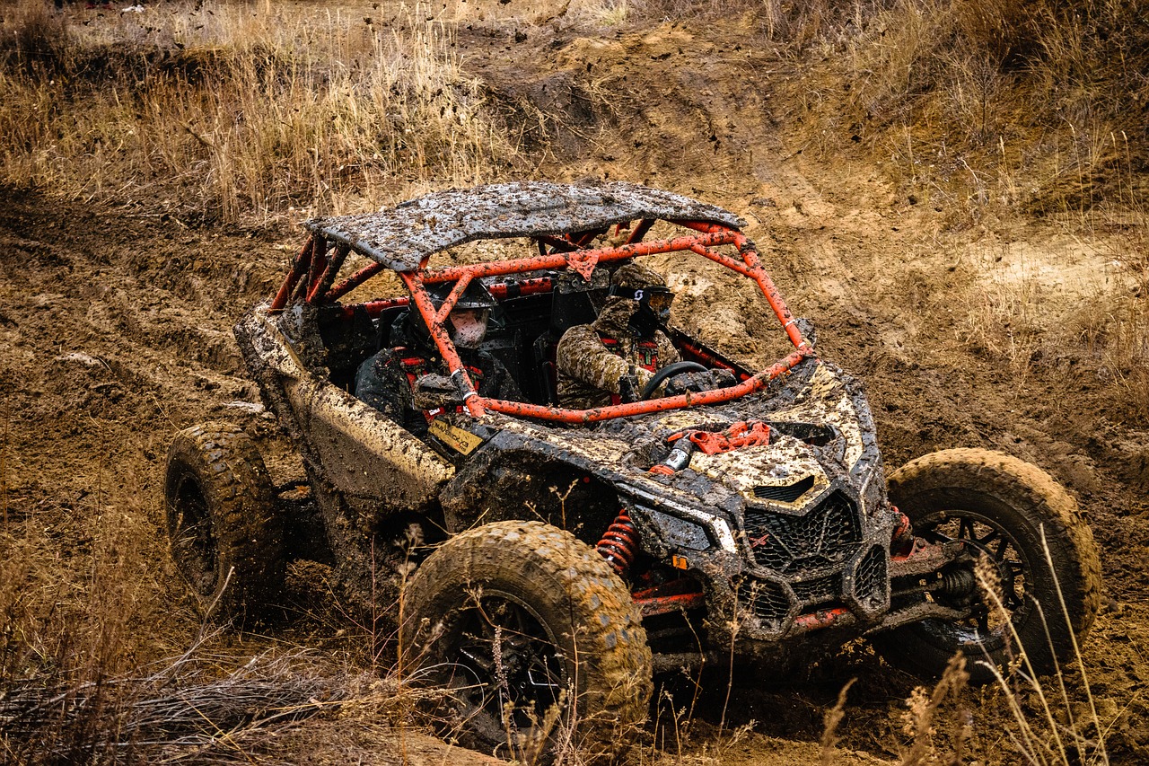 Off-Road Motosikletlerle Orman ve Doğa Parkurlarında Serüven