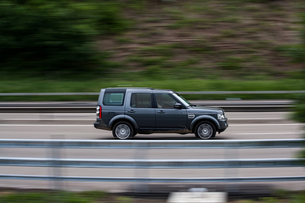 SUV Modellerinde Yakıt Verimliliği ve Çevre Dostu Seçenekler