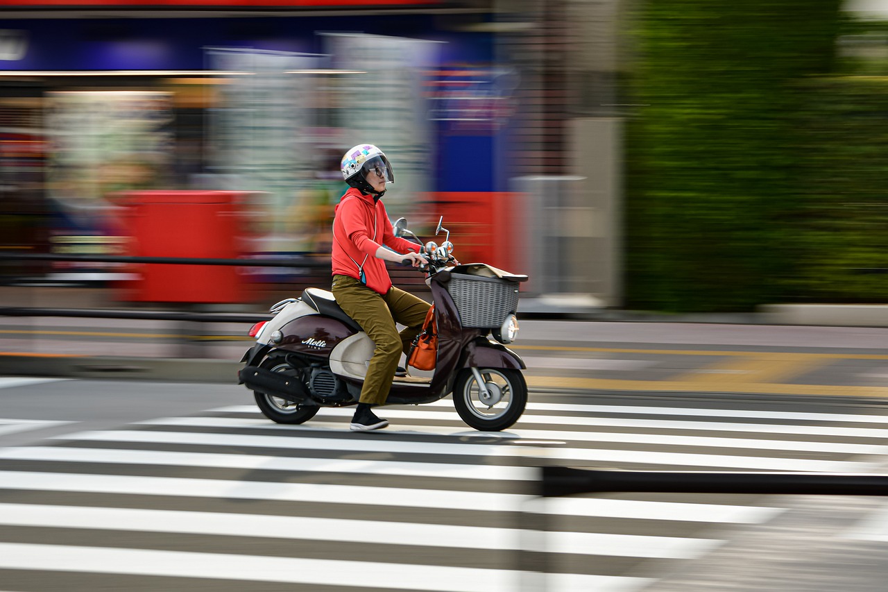 Scooter Motosikletlerde Elektrikli Modellerin Avantajları