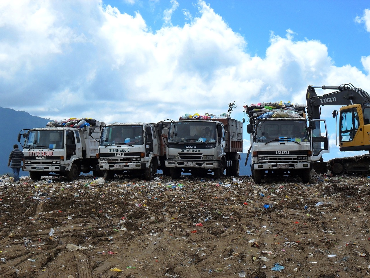 Lüks Otomobillerde Özel Deri ve Ahşap Detayları